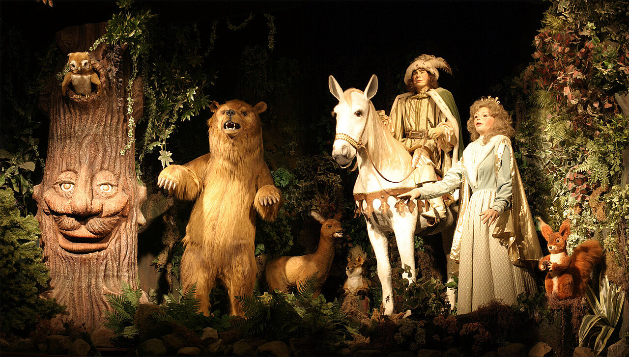 De eindscène van de voorstelling over het verwende prinsesje Violinde